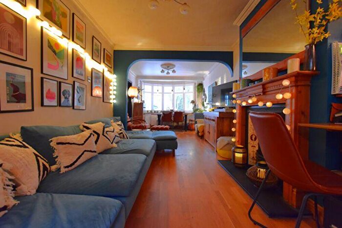 4 Bedroom Semi Detached House For Sale In Walton Drive, Harrow, HA1