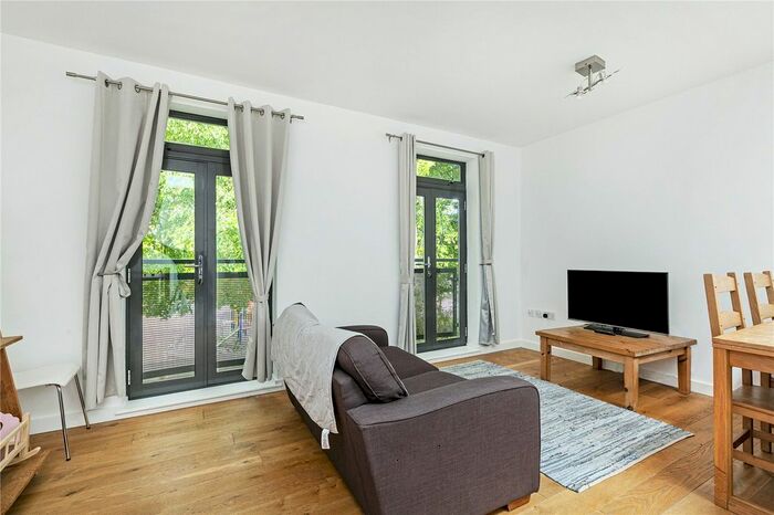 1 Bedroom Property To Rent In Paradise Passage, Islington, N7