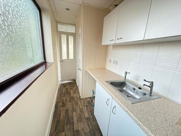 3 Bedroom House To Rent In Foden Road, Birmingham, B42