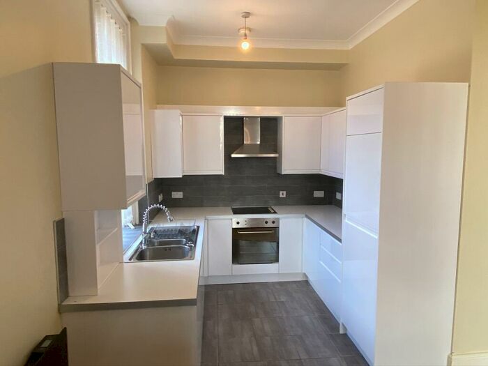 2 Bedroom Maisonette To Rent In Parsonage Road, Withington, Manchester, M20