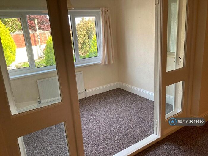 2 Bedroom Bungalow To Rent In Seacroft Road, Plymouth, PL5