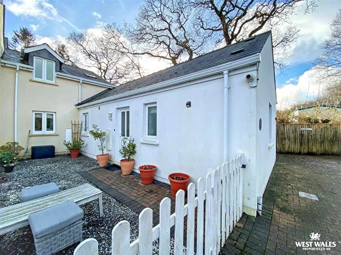 1 Bedroom Cottage For Sale In Redberth Gardens, Redberth, Tenby, SA70