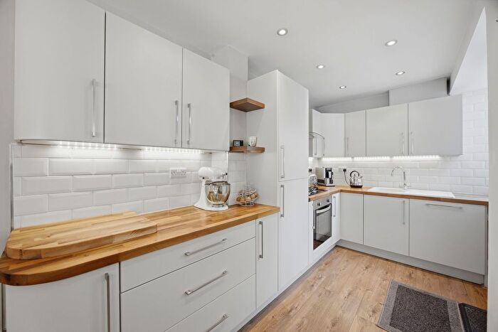 3 Bedroom Terraced House For Sale In Albert Road, Crawshawbooth, Rossendale, BB4