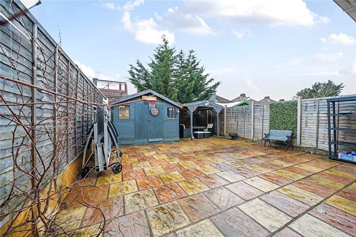 5 Bedroom Semi-Detached House For Sale In Cleveland Gardens, London, NW2