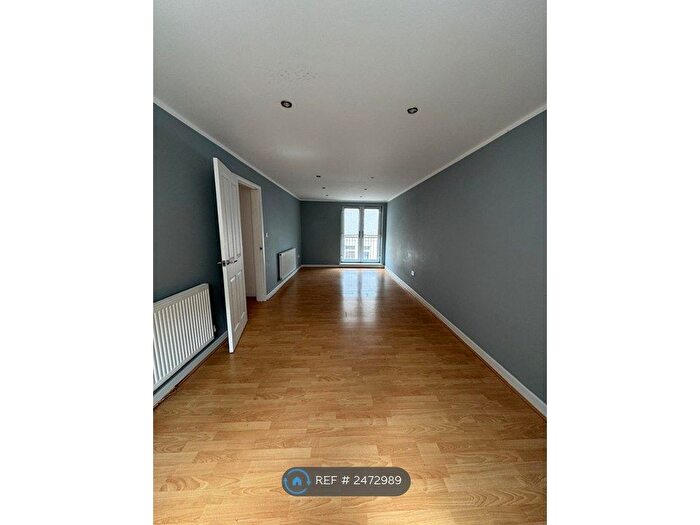 2 Bedroom Flat To Rent In Edward Street, Burton On Trent, DE14