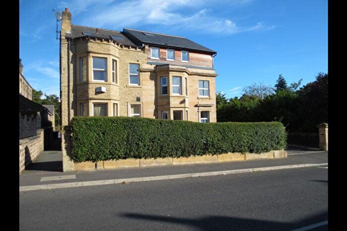 1 Bedroom Apartment To Rent In Church Street, Paddock, Huddersfield, West Yorkshire, HD1