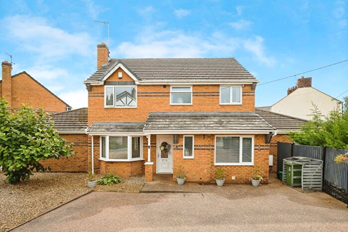 4 Bedroom Detached House For Sale In Sunnyacre, Old Mold Road, Gwersyllt, Wrexham, LL11