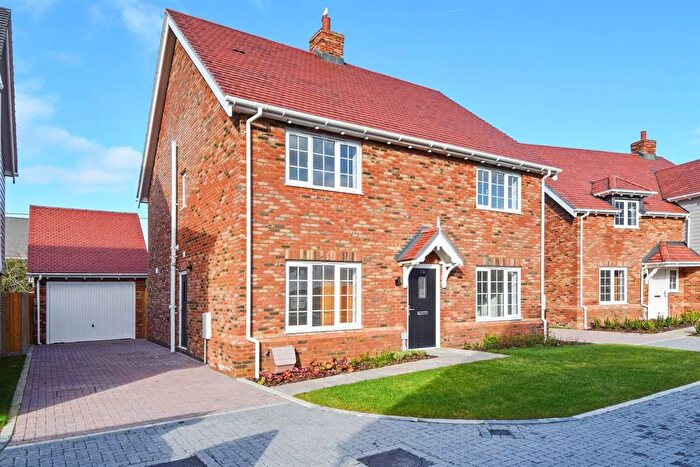 4 Bedroom Detached House For Sale In Little Orchard Close, Birchington, CT7