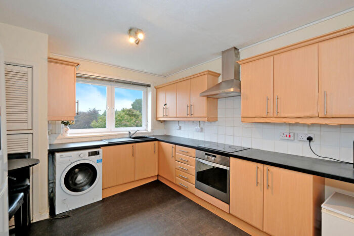 3 Bedroom Flat For Sale In Craigevar Place, Garthdee, Aberdeen, AB10