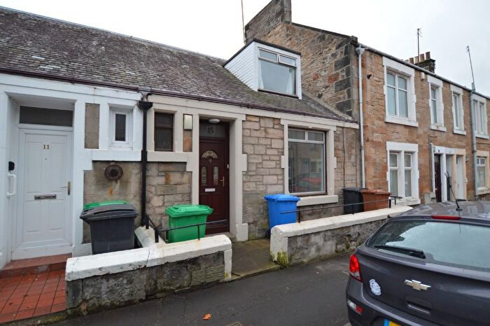 4 Bedroom Terraced House To Rent In Kidd Street, Kirkcaldy, KY1