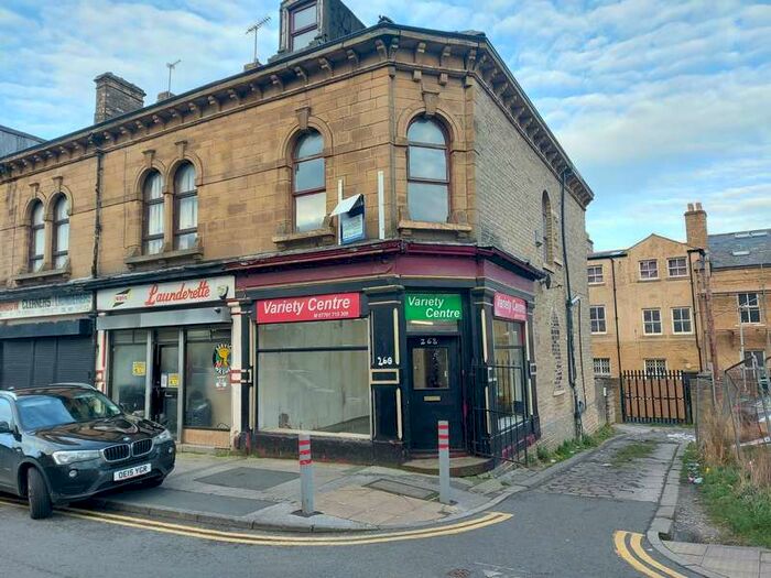 Commercial Property To Rent In Lumb Lane, Bradford, BD8