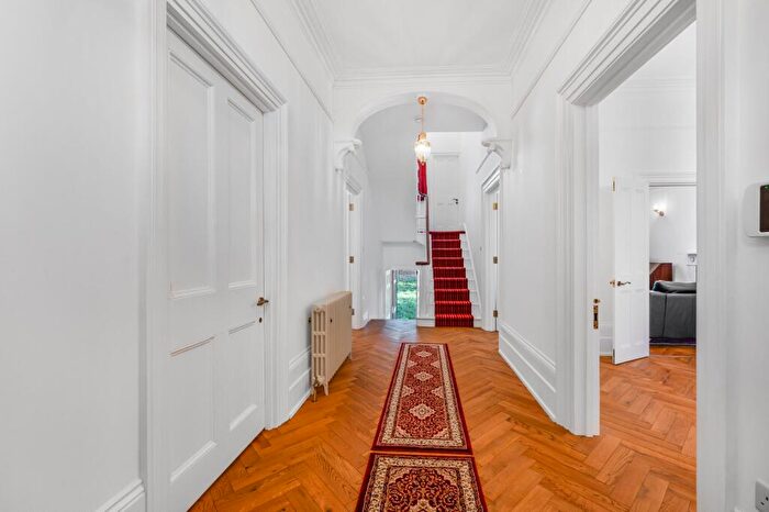7 Bedroom House To Rent In Belmont Hill, Blackheath, SE13