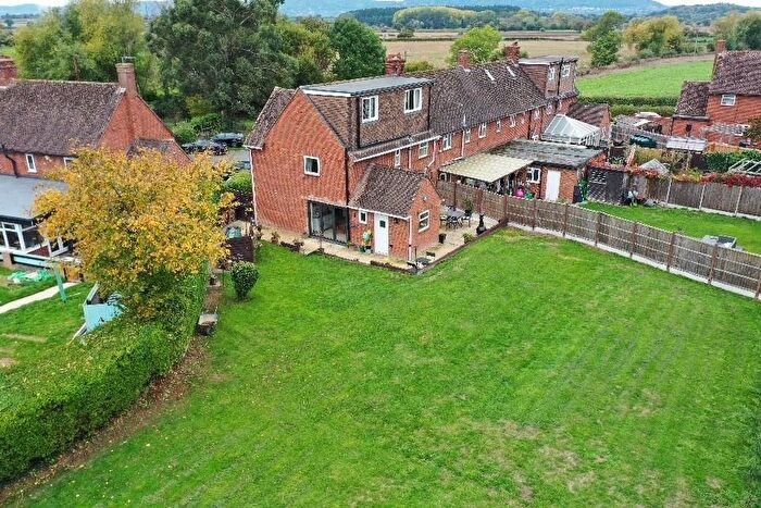 4 Bedroom End Terrace House For Sale In Knights Hill, Severn Stoke, Worcester, WR8