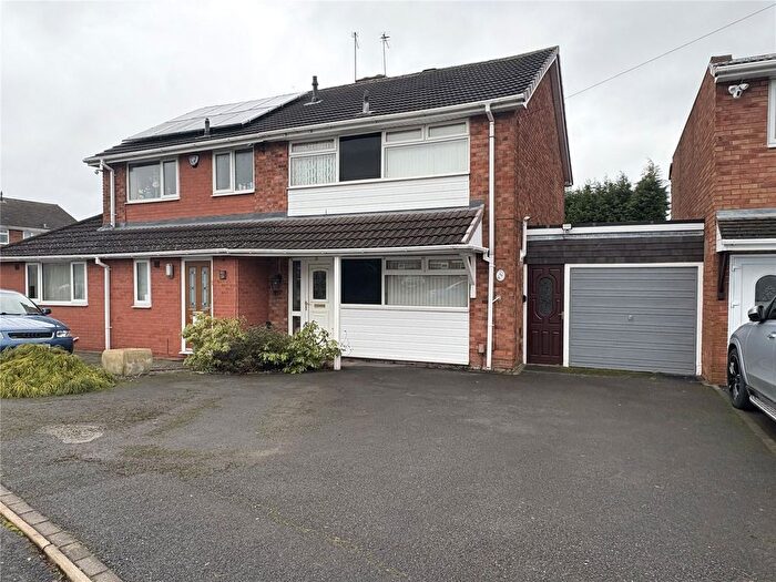 3 Bedroom Semi Detached House For Sale In The Hayes, Willenhall, West Midlands, WV12