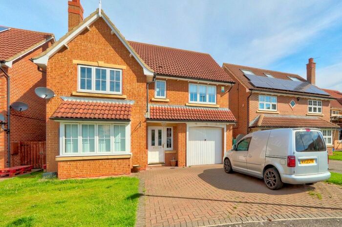 5 Bedroom Detached House To Rent In Trevine Gardens, Ingleby Barwick, TS17
