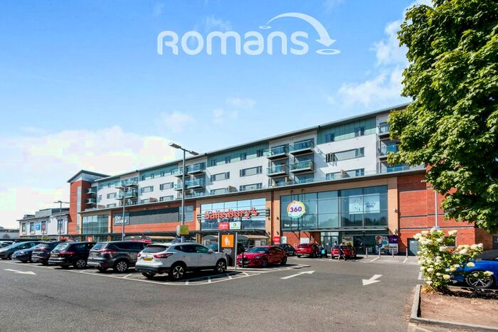 2 Bedroom Flat To Rent In Queensmead, Farnborough, GU14