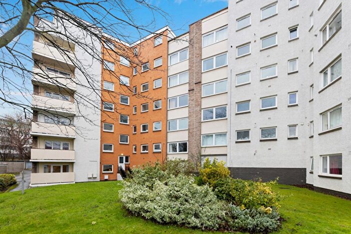 2 Bedroom Flat For Sale In / Orchard Brae Avenue, Edinburgh, EH4