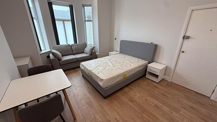 Studio To Rent In Church Road, Urmston, M41