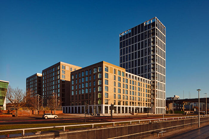 3 Bedroom Flat To Rent In Platform Block A, Anderston Quay, Glasgow, Glasgow City, G3
