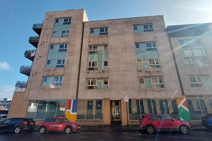 2 Bedroom Flat To Rent In Dunblane Street, Cowcaddens, Glasgow, G4