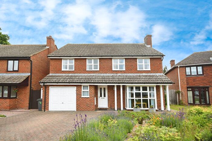 4 Bedroom Detached House For Sale In Redwood Drive, Writtle, Chelmsford, CM1