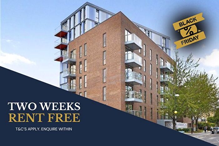 1 Bedroom Flat To Rent In Moseley Lodge, Docklands, E14