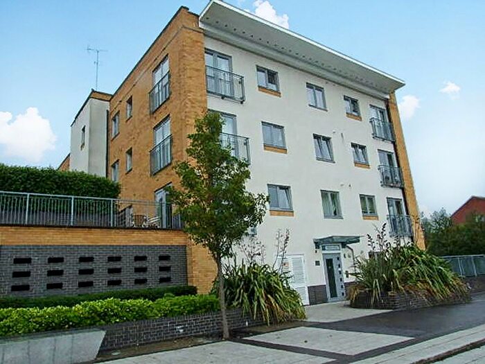 2 Bedroom Flat For Sale In Taywood Road, Northolt, UB5