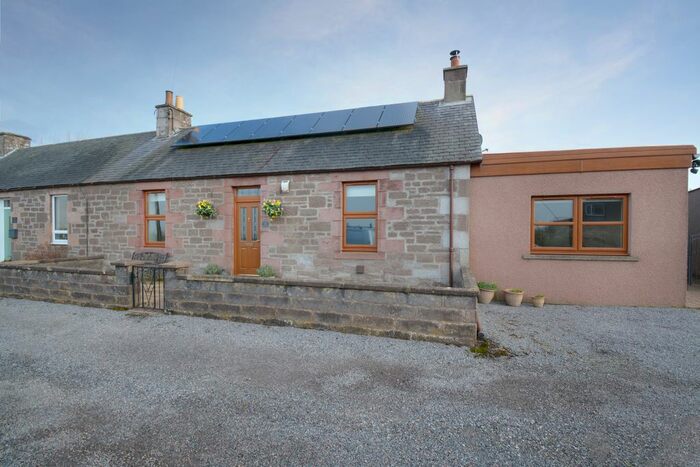 3 Bedroom End Of Terrace House For Sale In Laurencekirk, AB30