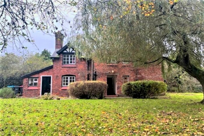 2 Bedroom Semi-Detached House To Rent In Bostock Green, Bostock, Middlewich, CW10