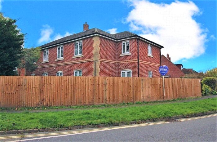 1 Bedroom Flat To Rent In Hazel Avenue, Farnborough, GU14