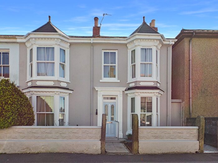 3 Bedroom Property For Sale In Basset Street, Camborne - Beautifully Presented, TR14