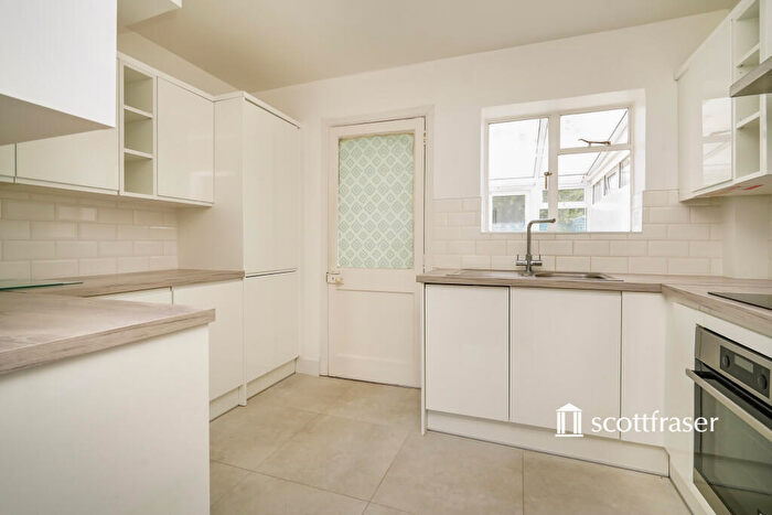 3 Bedroom Terraced House To Rent In Heather Place, Marston, OX3