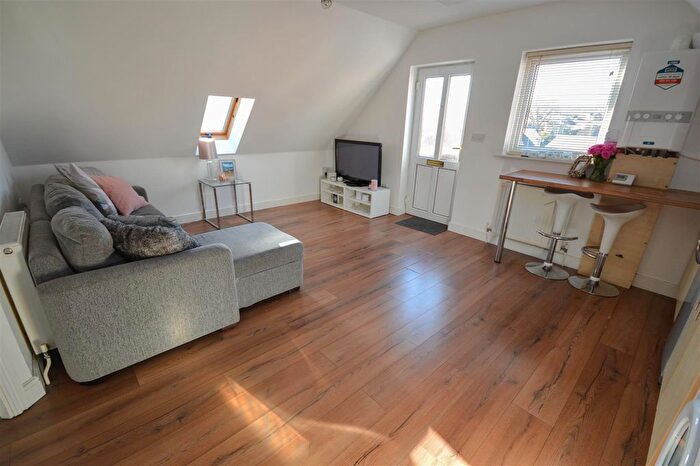 1 Bedroom Flat To Rent In Brook Green, Hackenthorpe, S12