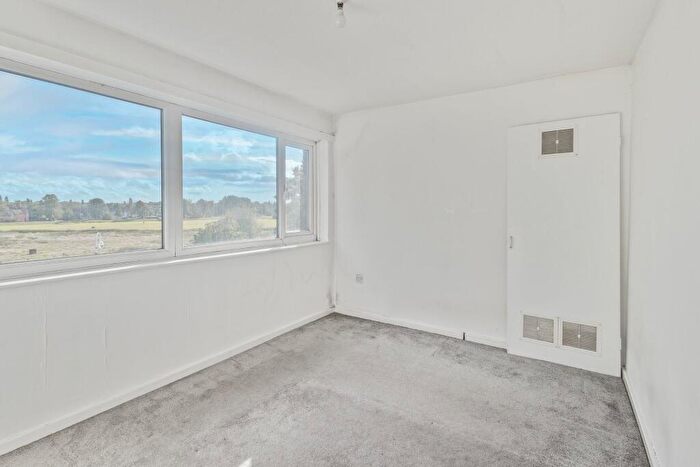 3 Bedroom End Of Terrace House For Sale In Balfour, Tamworth, B79