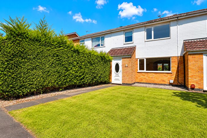 3 Bedroom Town House For Sale In Keightley Walk, Leicester, LE4