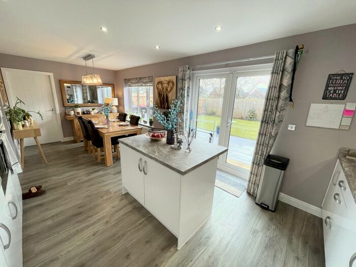 4 Bedroom Detached House For Sale In Whitebeam Road, Stalmine, FY6