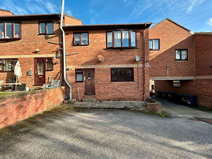 1 Bedroom Flat To Rent In Woodbury Road, Sheffield, S9