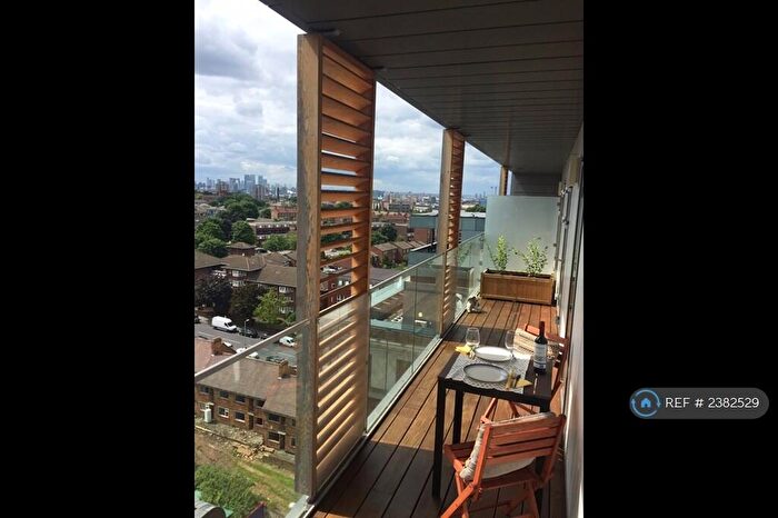 2 Bedroom Flat To Rent In Love Lane, London, SE18