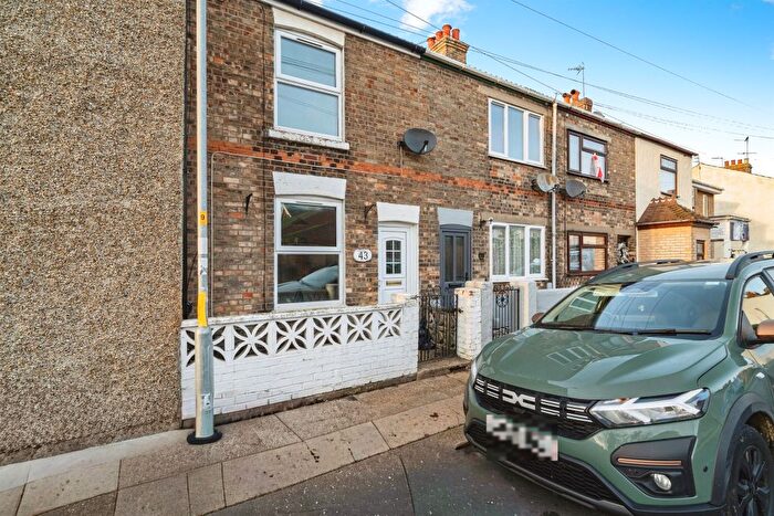 2 Bedroom Terraced House For Sale In Burnt Lane, Gorleston, Great Yarmouth, NR31