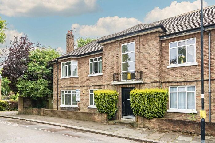 4 Bedroom Flat To Rent In Northcote Avenue, London, W5