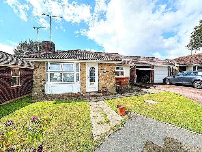 2 Bedroom Detached Bungalow To Rent In St Francis Chase, Bexhill-On-Sea, TN39