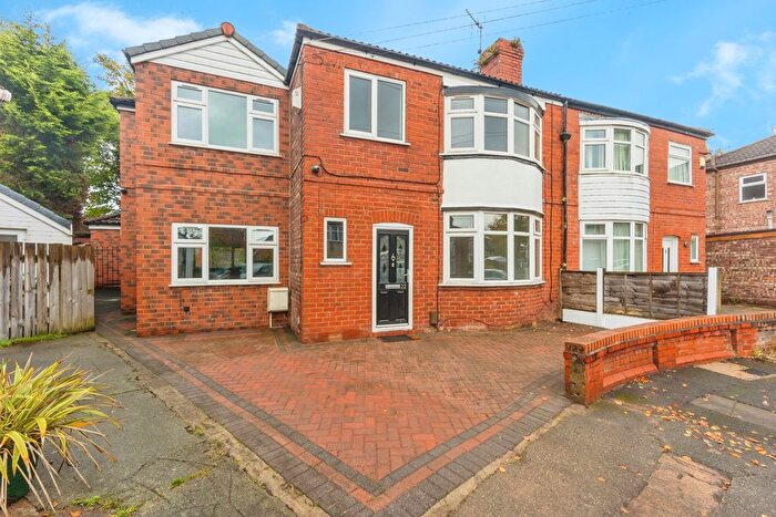 5 Bedroom Semi Detached House For Sale In Patterson Avenue, Manchester, Greater Manchester, M21