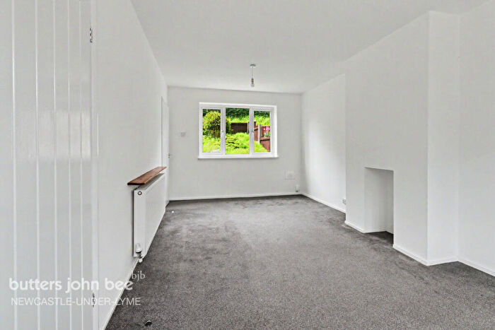 3 Bedroom End Of Terrace House For Sale In Leaswood Place, Newcastle, ST5