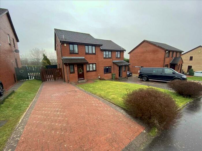 3 Bedroom Semi-Detached House To Rent In Grangeneuk Gardens, Cumbernauld, G68