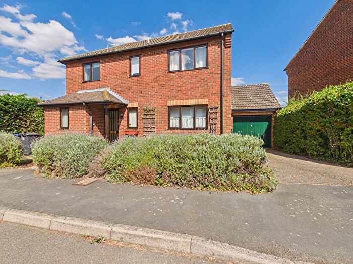 3 Bedroom Detached House For Sale In The Leys, Long Buckby, NN6