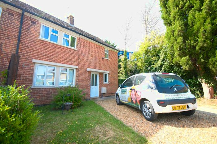 3 Bedroom Semi-Detached House To Rent In Grafton Road, Roade, Northampton, NN7