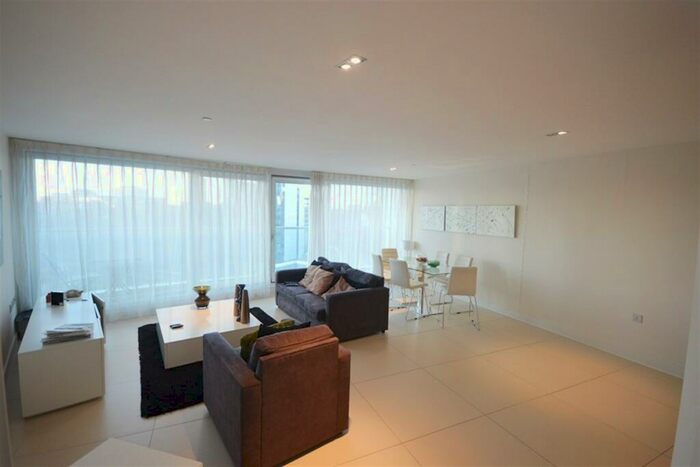 2 Bedroom Apartment To Rent In Bezier Apartments, City Road, Old Street, London, EC1Y
