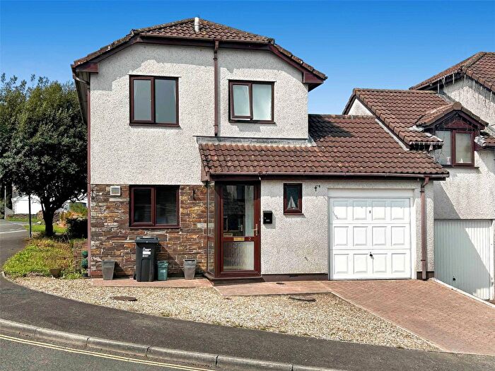 3 Bedroom Link Detached House For Sale In Springfield Way, Roche, St. Austell, Cornwall, PL26