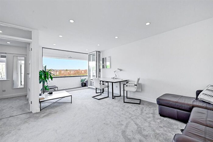 3 Bedroom Apartment To Rent In Pembroke Road, Clifton, Bristol, Somerset, BS8