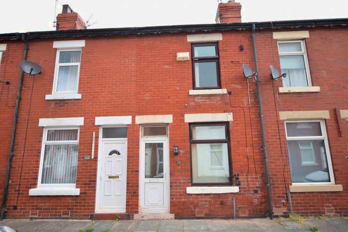 2 Bedroom Terraced House To Rent In William Street, Blackpool, FY3